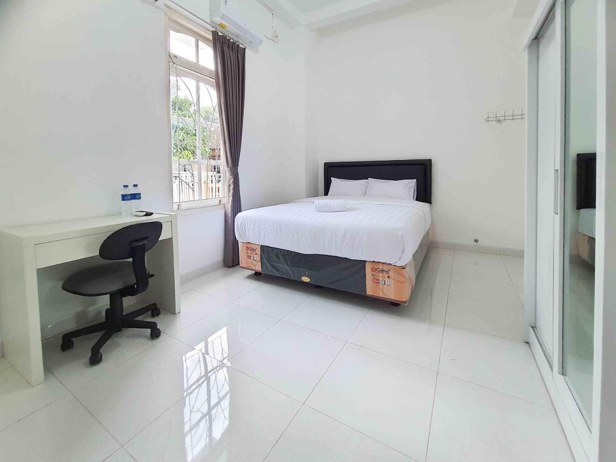 Reddoorz Syariah At Jalan Godean Hotel Ngabean Exterior photo